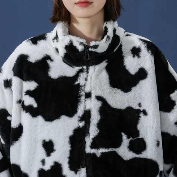 NWT Winter Cow Print Street Fashion Oversized Faux Fur Coat S: Small- Med - Picture 8 of 11